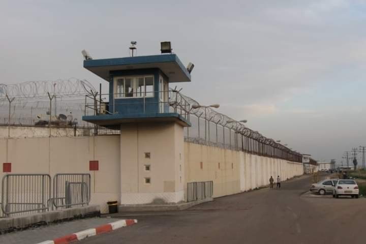 Israel detains