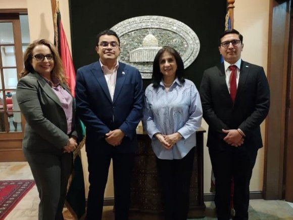 Visita delegación diplomática Honduras